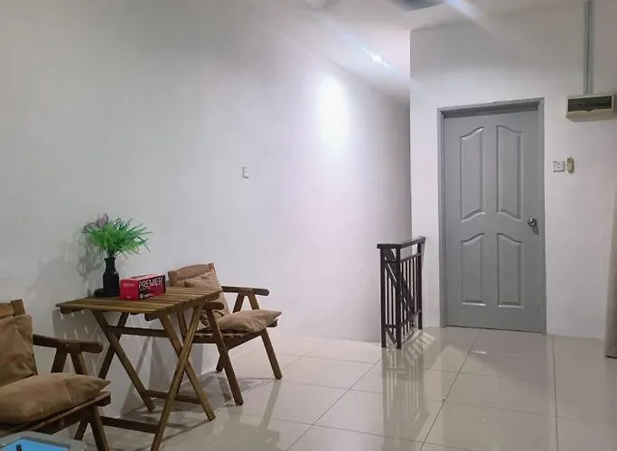 Taiping Holiday Home