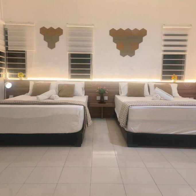 Taiping Holiday Home